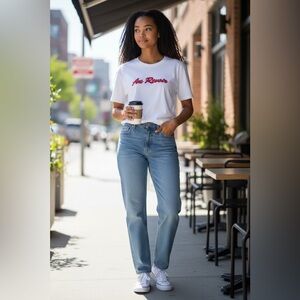 Banana Republic “Au Revoir” White Graphic T-Shirt
